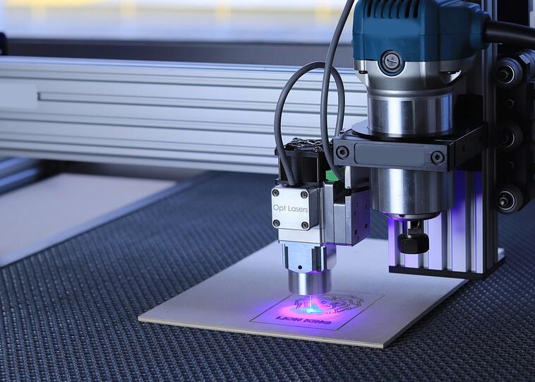 激光切割機切割塑料和板材 激光切割機切割塑料和板材