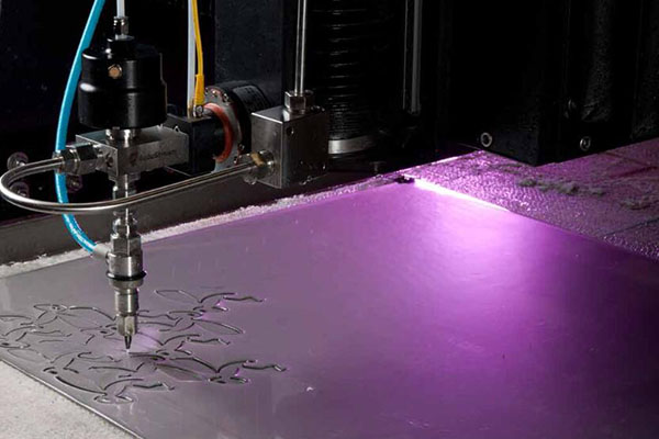 河北光纖激光切割機廠家提醒您注意5個安全操作注意事項 河北光纖激光切割機廠家提醒您注意5個安全操作注意事項